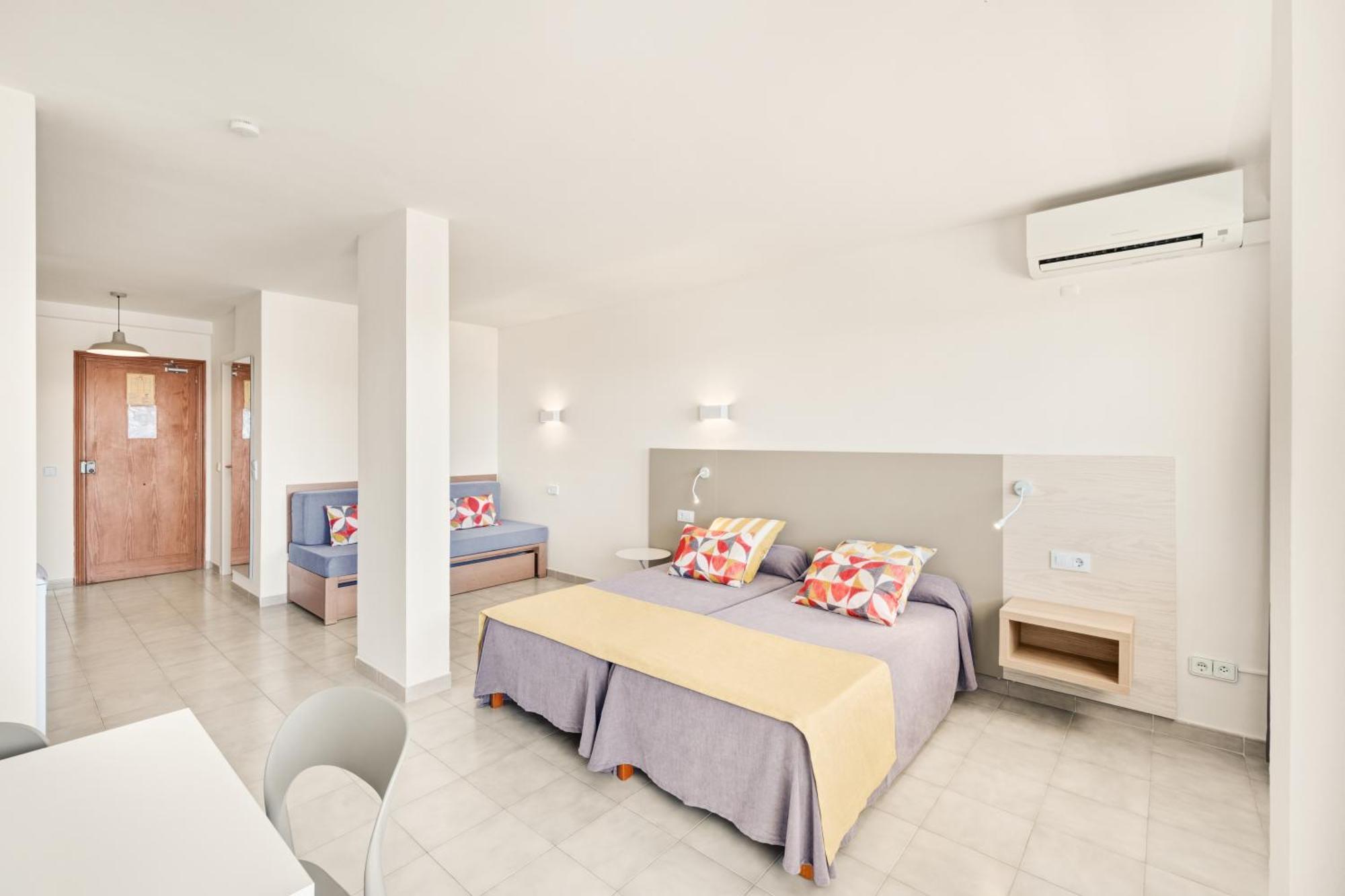 Apartamentos Vista Club Santa Ponsa Exterior photo